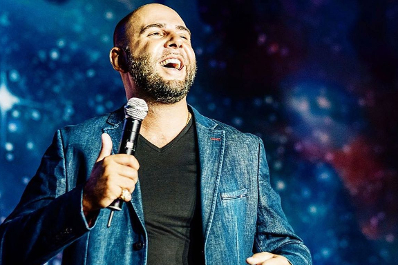 Алексей Ром «Не отводи любимых глаз»