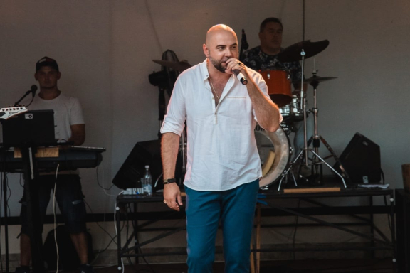 Алексей Ром «Не отводи любимых глаз»